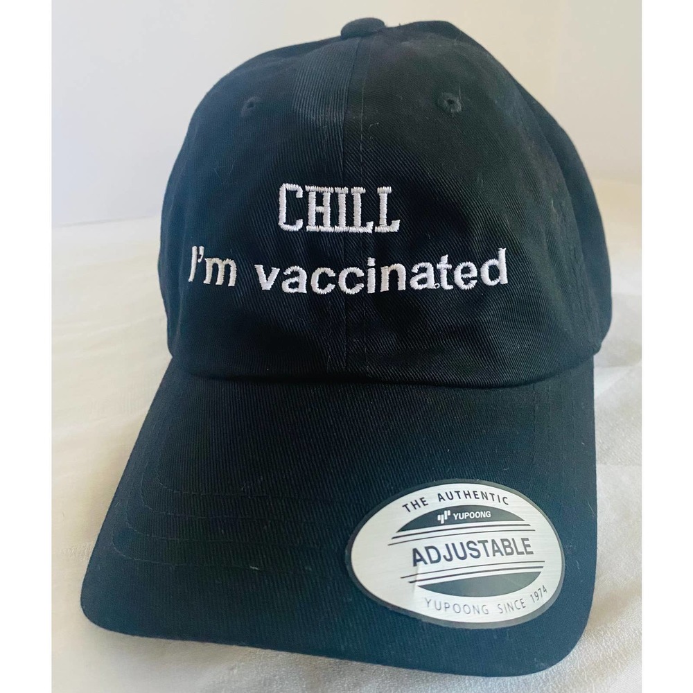 HAT "CHILL I'M VACCINATED" BASEBALL CAP